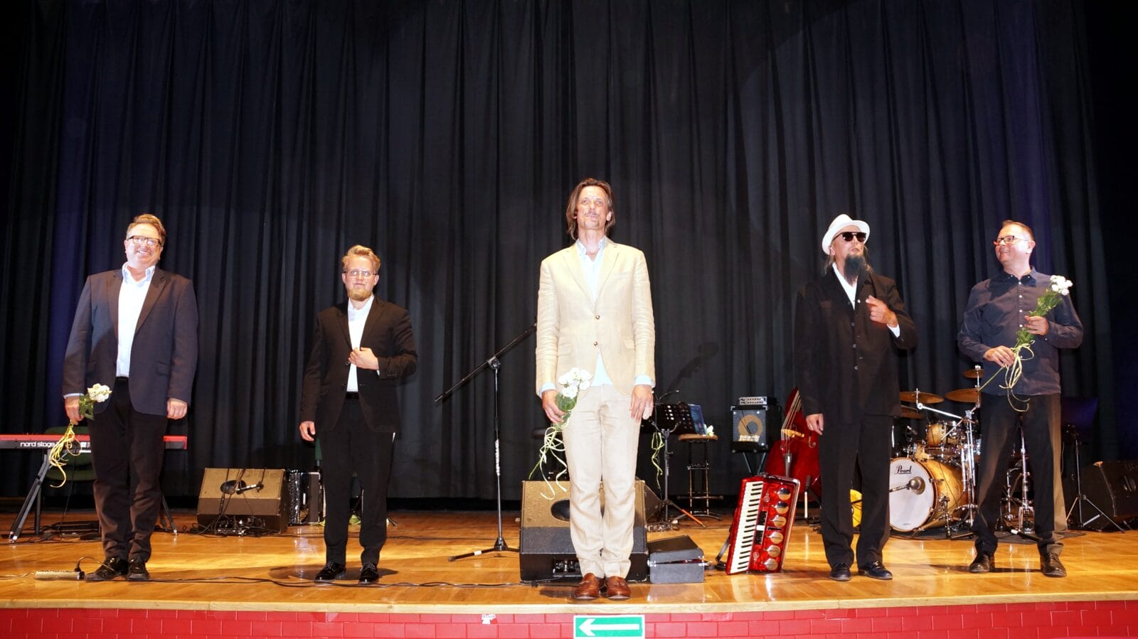 "TANGO FOGG" CZYLI ZAPOMNIANA PIOSENKA W MORĄSKIM DOMU KULTURY 1 Dsc05939