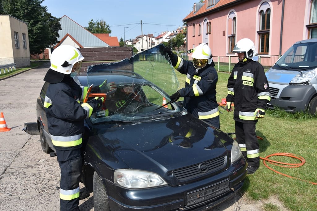 NOWI STRAŻACY OSP Z POWIATU OSTRÓDZKIEGO UPRAWNIENIAMI STRAŻAKA RATOWNIKA 1 Dsc 0017