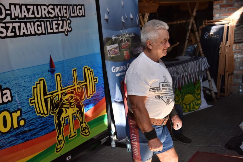 II OTWARTE MISTRZOSTWA W WYCISKANIU SZTANGI LEŻĄC O PUCHAR WÓJTA GMINY OSTRÓDA 39 Baec30992Fa39Fd0493E31B86E27454E