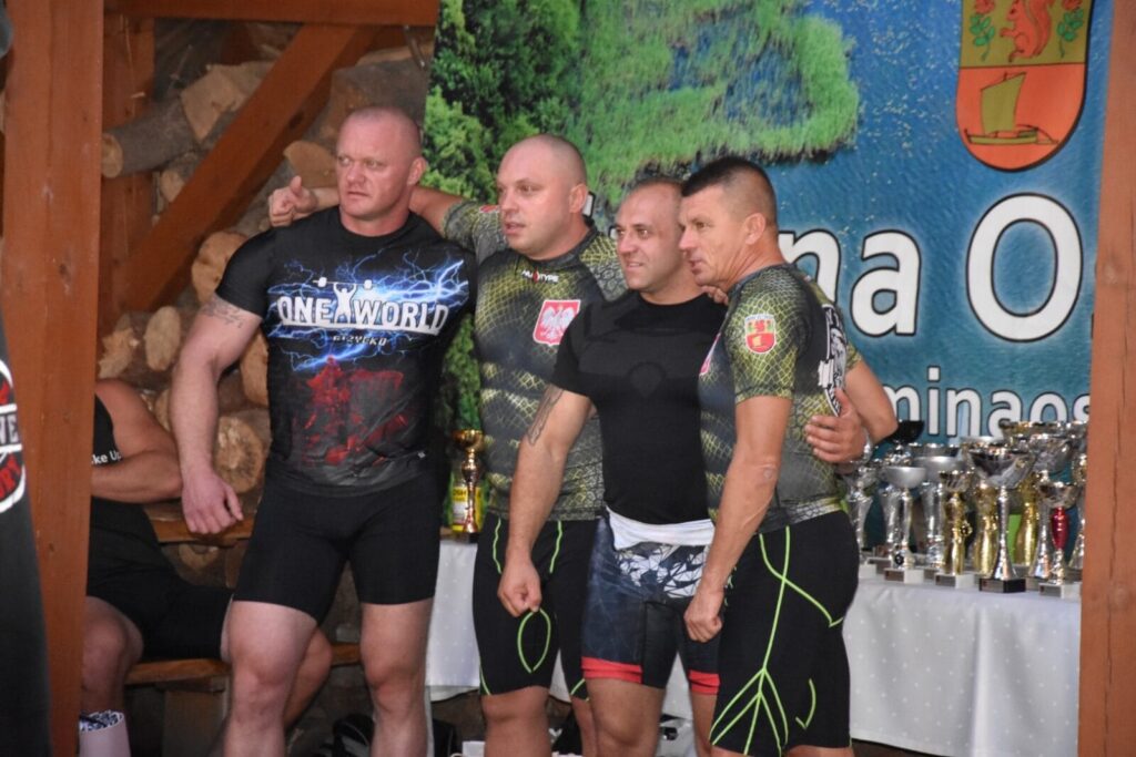 II OTWARTE MISTRZOSTWA W WYCISKANIU SZTANGI LEŻĄC O PUCHAR WÓJTA GMINY OSTRÓDA 36 Be96E1D55B8C0Ff4720Ea0B2F92A118E