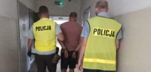 OSTRÓDA: GROZIŁ SWOJEJ SĄSIADCE PODPALENIEM MIESZKANIA. JEST AKT OSKARŻENIA 16 100 162391 G