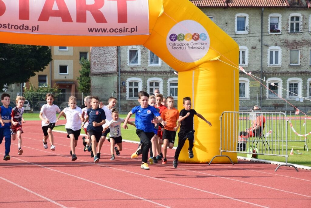 XXX OSTRÓDZKIE BIEGI ULICZNE - BIEGI PRZEDSZKOLAKÓW I UCZNIÓW SZKÓŁ - WYNIKI 34 120106647 2639298019627296 5478437349266678790 O