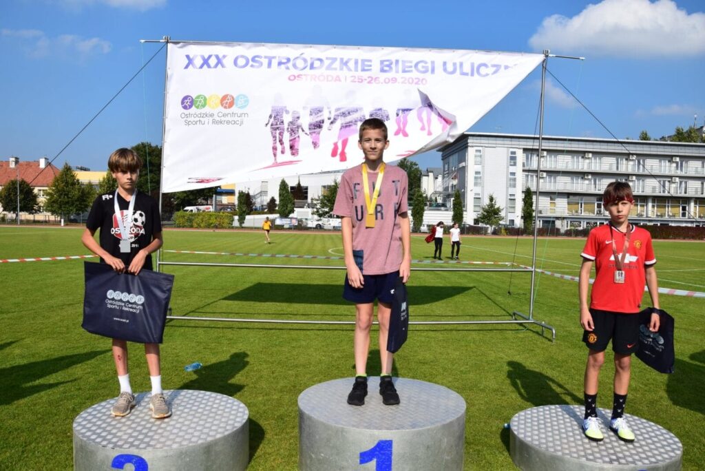 XXX OSTRÓDZKIE BIEGI ULICZNE - BIEGI PRZEDSZKOLAKÓW I UCZNIÓW SZKÓŁ - WYNIKI 40 120113924 2639298286293936 7531204479730081445 O