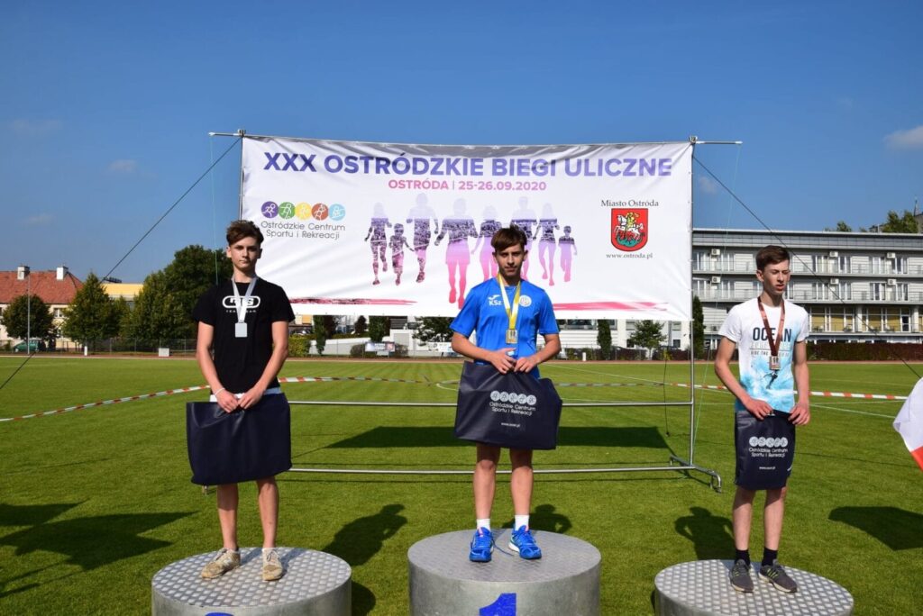 XXX OSTRÓDZKIE BIEGI ULICZNE - BIEGI PRZEDSZKOLAKÓW I UCZNIÓW SZKÓŁ - WYNIKI 64 120235024 2639307752959656 4507947713121391536 O