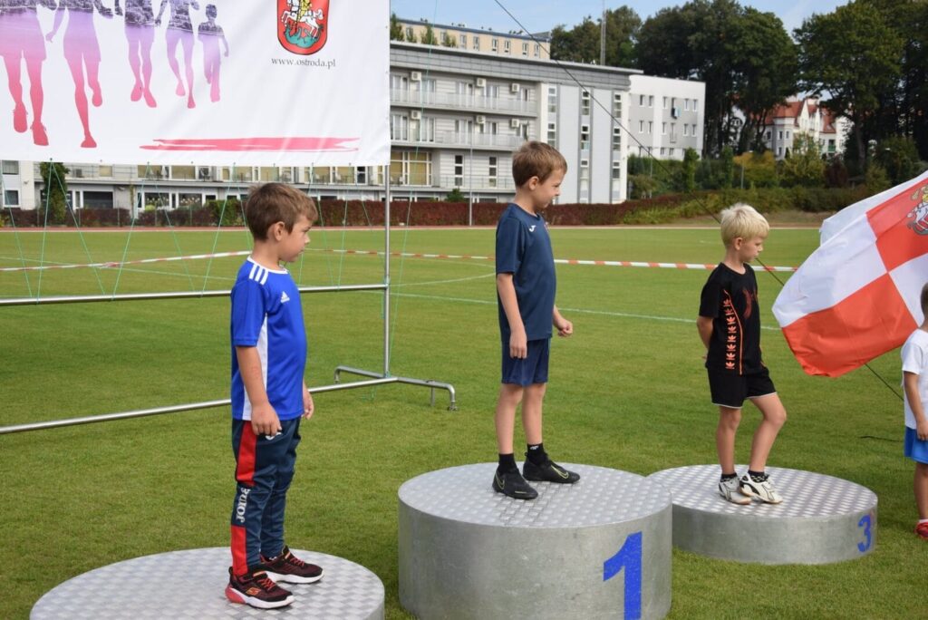 XXX OSTRÓDZKIE BIEGI ULICZNE - BIEGI PRZEDSZKOLAKÓW I UCZNIÓW SZKÓŁ - WYNIKI 30 120318905 2641789216044843 2359101374627193753 O