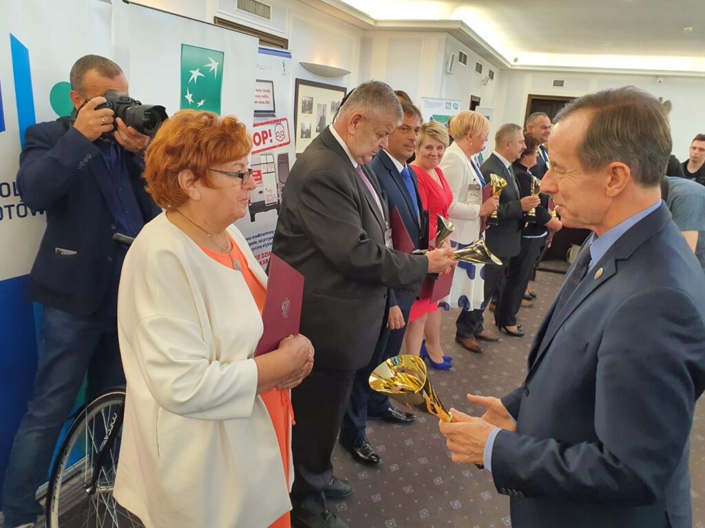 ŁUCJA RUCIŃSKA Z DĄBRÓWNA ZOSTAŁA SOŁTYSEM ROKU W KRAJU! 12 120330693 2858000201087850 8212421375767553293 O
