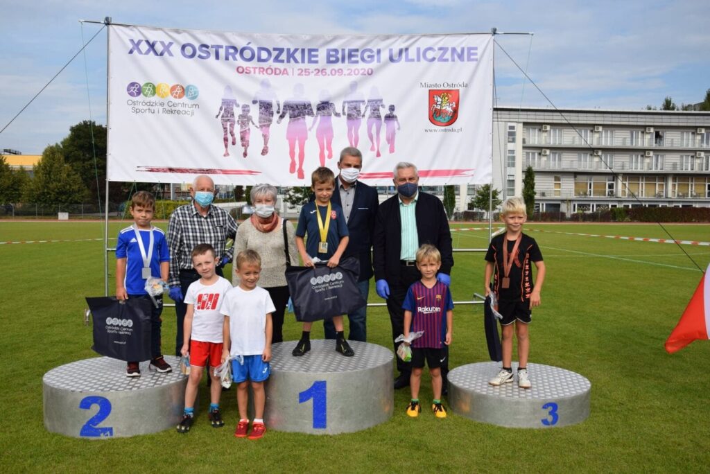 XXX OSTRÓDZKIE BIEGI ULICZNE - BIEGI PRZEDSZKOLAKÓW I UCZNIÓW SZKÓŁ - WYNIKI 32 120330697 2641788949378203 8054218582707210896 O