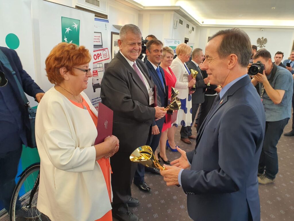 ŁUCJA RUCIŃSKA Z DĄBRÓWNA ZOSTAŁA SOŁTYSEM ROKU W KRAJU! 5 120362810 2858000454421158 810396004335847056 O