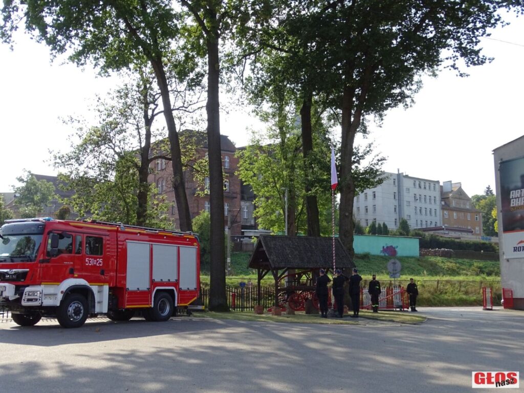 NOWY WÓZ BOJOWY, AWANSE I ODZNACZENIA DLA OSTRÓDZKICH STRAŻAKÓW (FOTO+VIDEO) 18 Dsc02784