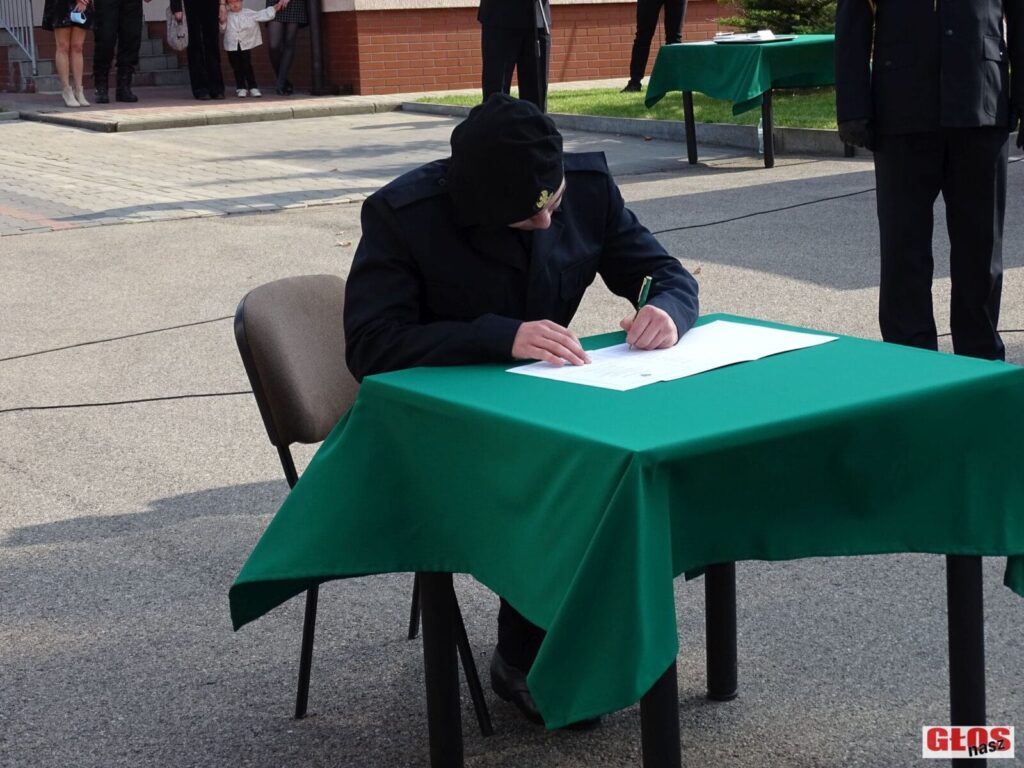 NOWY WÓZ BOJOWY, AWANSE I ODZNACZENIA DLA OSTRÓDZKICH STRAŻAKÓW (FOTO+VIDEO) 31 Dsc02798