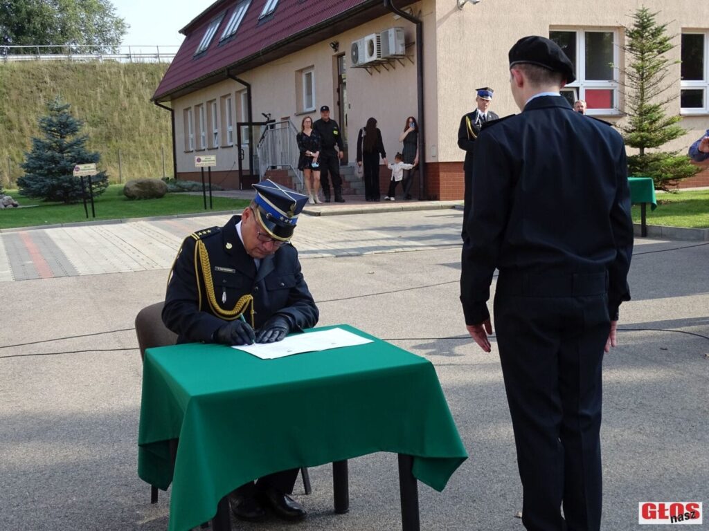 NOWY WÓZ BOJOWY, AWANSE I ODZNACZENIA DLA OSTRÓDZKICH STRAŻAKÓW (FOTO+VIDEO) 32 Dsc02800