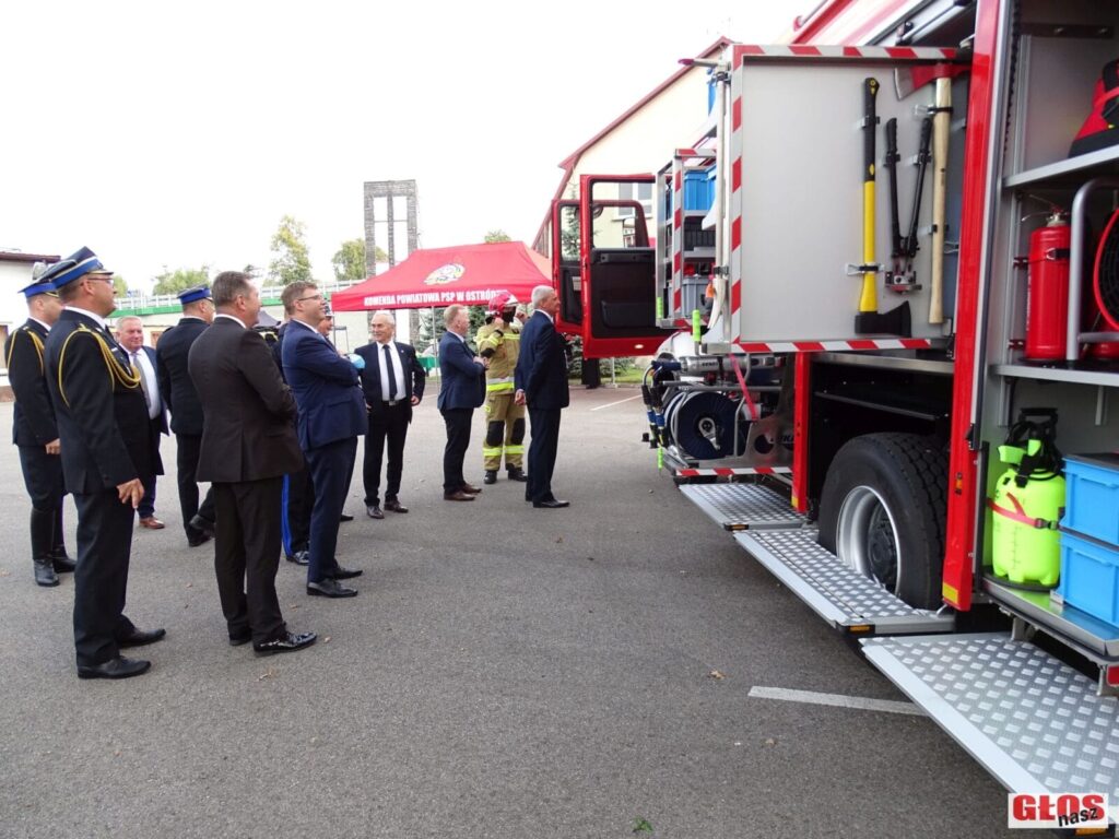 NOWY WÓZ BOJOWY, AWANSE I ODZNACZENIA DLA OSTRÓDZKICH STRAŻAKÓW (FOTO+VIDEO) 77 Dsc02866