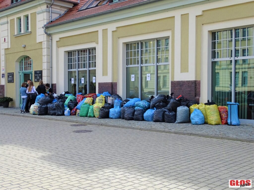 TEGOROCZNY WOLONTARIAT ZAINAUGUROWANY, FINAŁ ZBIÓRKI DLA CHOREGO BARTKA Z PIETRZWAŁDU 2 Dsc02887