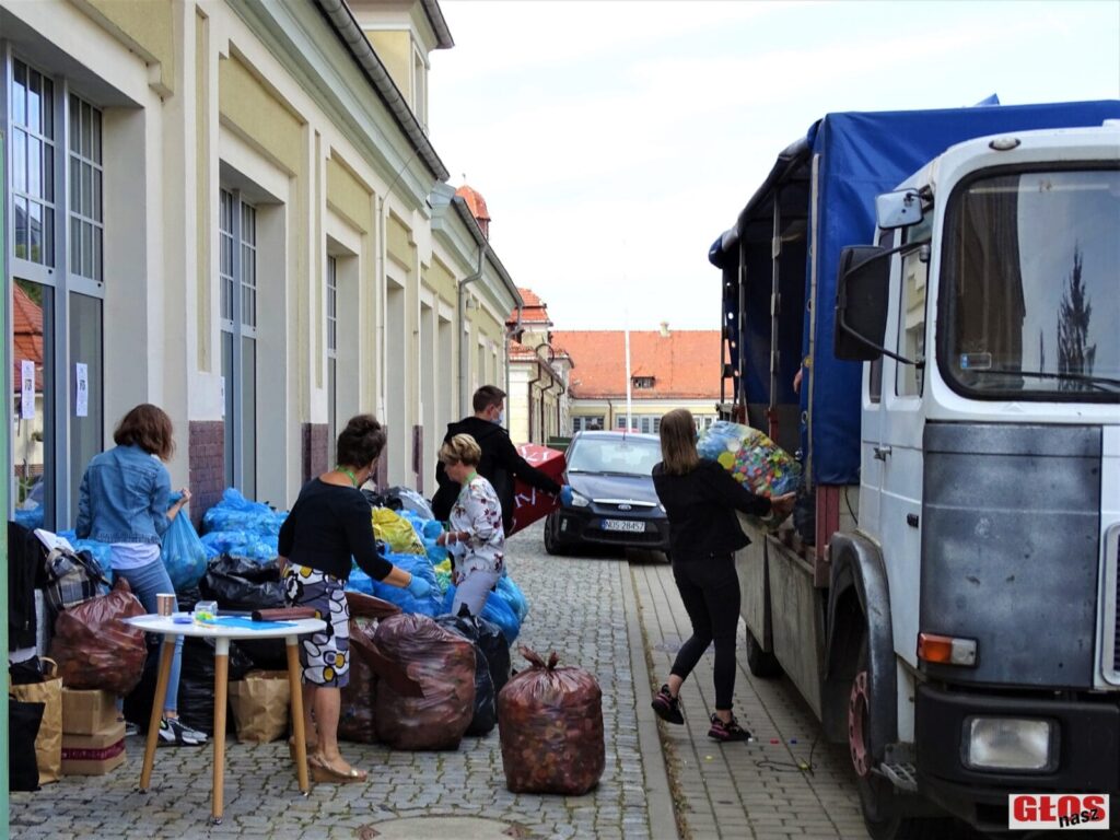 TEGOROCZNY WOLONTARIAT ZAINAUGUROWANY, FINAŁ ZBIÓRKI DLA CHOREGO BARTKA Z PIETRZWAŁDU 26 Dsc02918