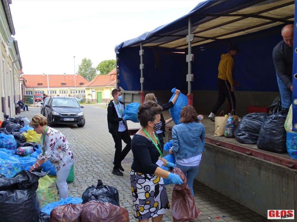 TEGOROCZNY WOLONTARIAT ZAINAUGUROWANY, FINAŁ ZBIÓRKI DLA CHOREGO BARTKA Z PIETRZWAŁDU 28 Dsc02920