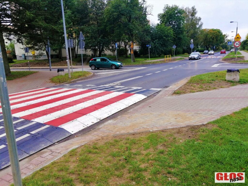 OGRANICZENIE TONAŻU NA UL. JAGIEŁŁY? CIĘŻKIE SAMOCHODY NISZCZYŁY PRZEJŚCIE DLA PIESZYCH 2 121735789 369918067493050 659223840611119153 N