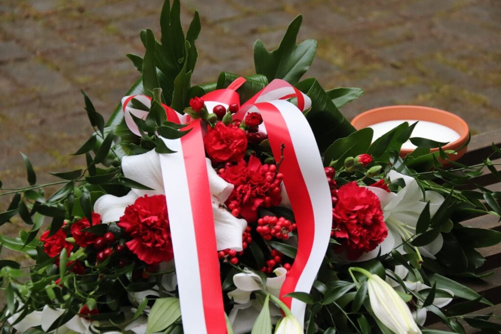 UCZCILI PAMIĘĆ POMORDOWANYCH W ZAWADACH MAŁYCH KOŁO STARYCH JABŁONEK 10 122846830 3389306757831484 4550282866608701829 O