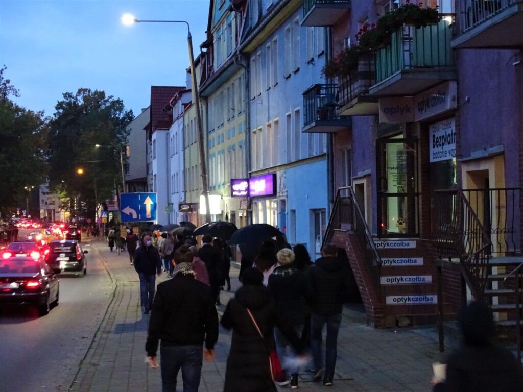 OSTRÓDZKI SPRZECIW NA UL. CZARNIECKIEGO WOBEC DECYZJI TRYBUNAŁU KONSTYTUCYJNEGO 7 Dsc03283