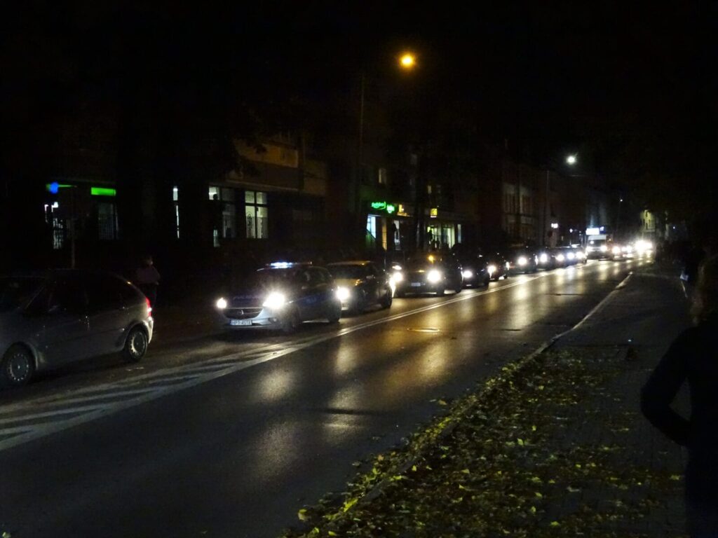 OSTRÓDZKI SPRZECIW NA UL. CZARNIECKIEGO WOBEC DECYZJI TRYBUNAŁU KONSTYTUCYJNEGO 16 Dsc03301