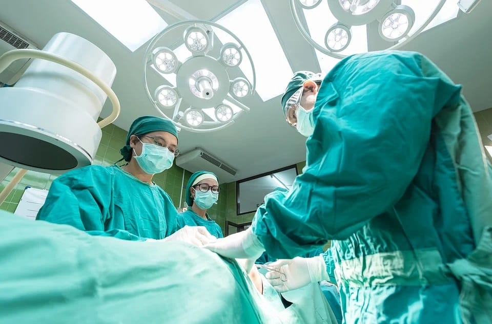 NFZ ZE WZGLĘDU NA EPIDEMIĘ ZALECA OGRANICZENIE CZĘŚCI PLANOWYCH ZABIEGÓW MEDYCZNYCH 1 Szpital Operacja