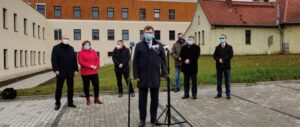 SZPITALE TYMCZASOWE W WOJEWÓDZTWIE DLA PACJENTÓW Z COVID W SZCZYTNIE I NIDZICY. WKRÓTCE OTWARCIE 16 729X308 16
