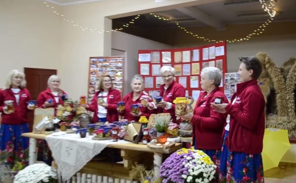 KGW NAPROM (GM. OSTRÓDA) WOJEWÓDZKIM ZWYCIĘZCĄ KONKURSU "KOŁO ARiMR W SERCU WSI"! (video) 13 KGW Naprom
