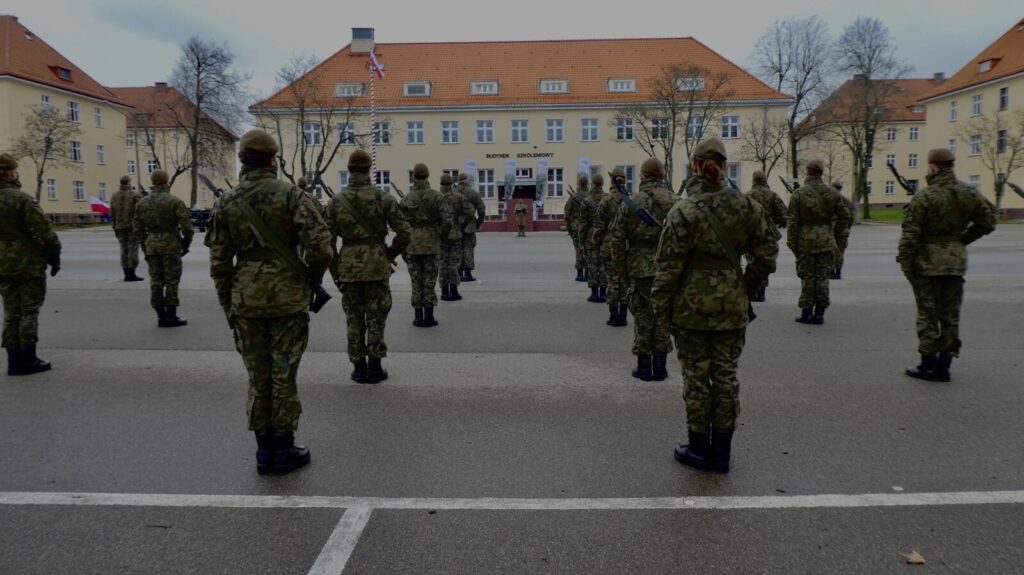 WOT: DZIŚ W MORĄGU PADŁY SŁOWA: "JA, ŻOŁNIERZ WOJSKA POLSKIEGO PRZYSIĘGAM..." 15 P1100639