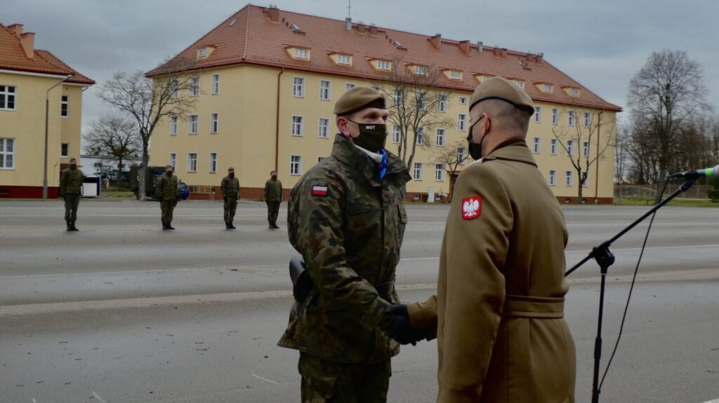 WOT: DZIŚ W MORĄGU PADŁY SŁOWA: "JA, ŻOŁNIERZ WOJSKA POLSKIEGO PRZYSIĘGAM..." 2 P1100762