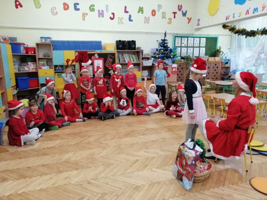 MIKOŁAJKI W NIEPUBLICZNYM PRZEDSZKOLU "RADOŚĆ" W OSTRÓDZIE. TO BYŁ MAGICZNY DZIEŃ! 2 129238116 3548210081960683 3640790851708584162 N