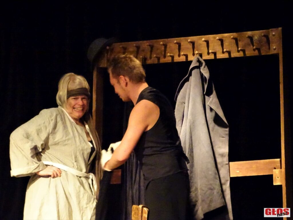 TEATR PRZEBUDZENI ZNÓW ZACHWYCA! ZOSTALI LAUREATEM OGÓLNOPOLSKICH KONFRONTACJI TEATRALNYCH 32 Dsc04722