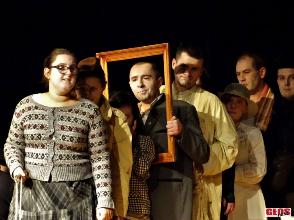 TEATR PRZEBUDZENI ZNÓW ZACHWYCA! ZOSTALI LAUREATEM OGÓLNOPOLSKICH KONFRONTACJI TEATRALNYCH 21 Dsc04793