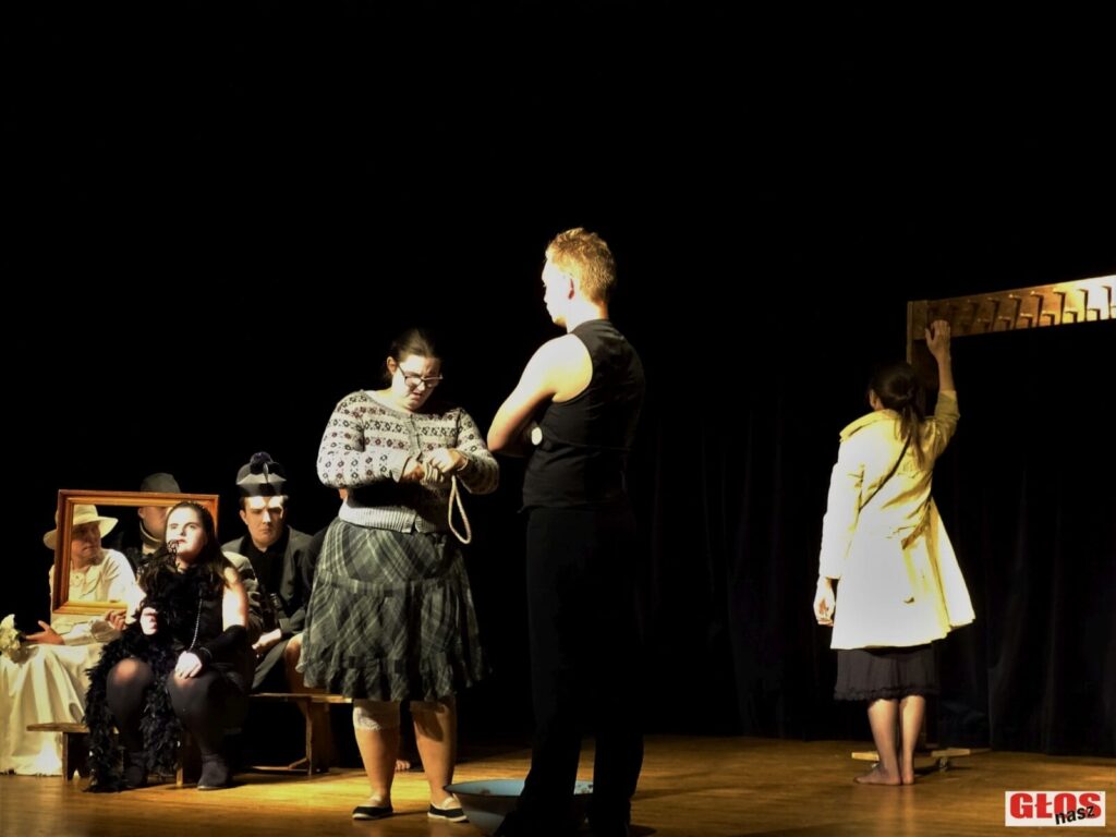 TEATR PRZEBUDZENI ZNÓW ZACHWYCA! ZOSTALI LAUREATEM OGÓLNOPOLSKICH KONFRONTACJI TEATRALNYCH 11 Dsc04846