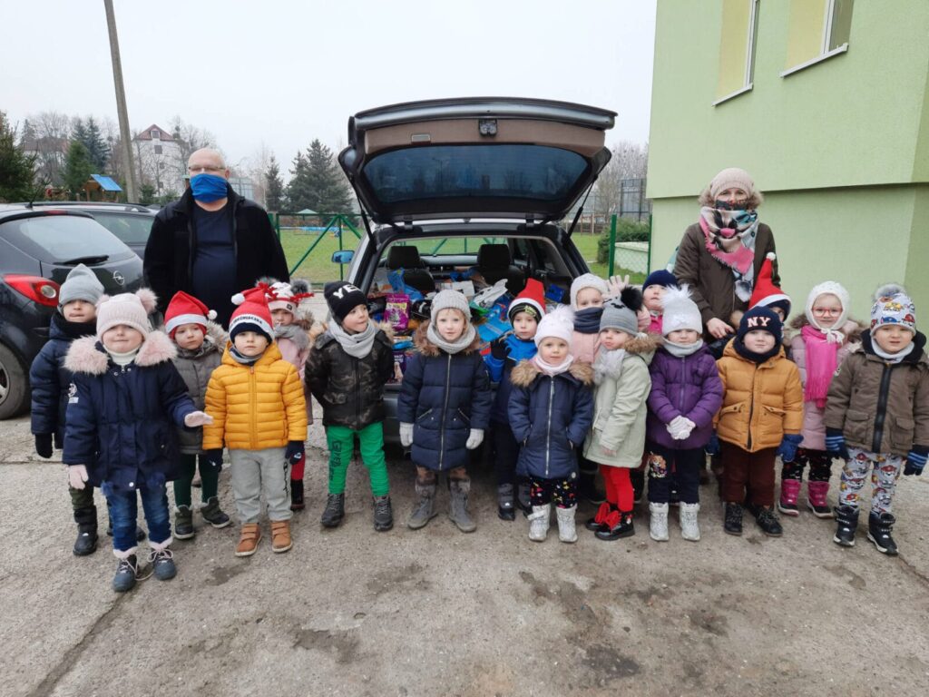 PACZKA DLA "ZBOŻNIACZKA" OD MALUCHÓW Z PRZEDSZKOLA NR 6 "POD ZIELONYM PARASOLEM" W MORĄGU 6 Hdimgdcded8D0Cec9Bcda1475D44D1F7274