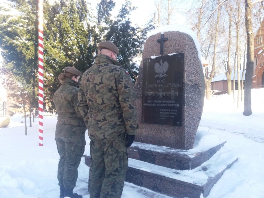 TERYTORIALSI Z MORĄGA PAMIĘTALI W OSTRÓDZIE I MIŁOMŁYNIE O ROCZNICY POWSTANIA AK 4 149011654 792184864974725 8073468988582515322 N