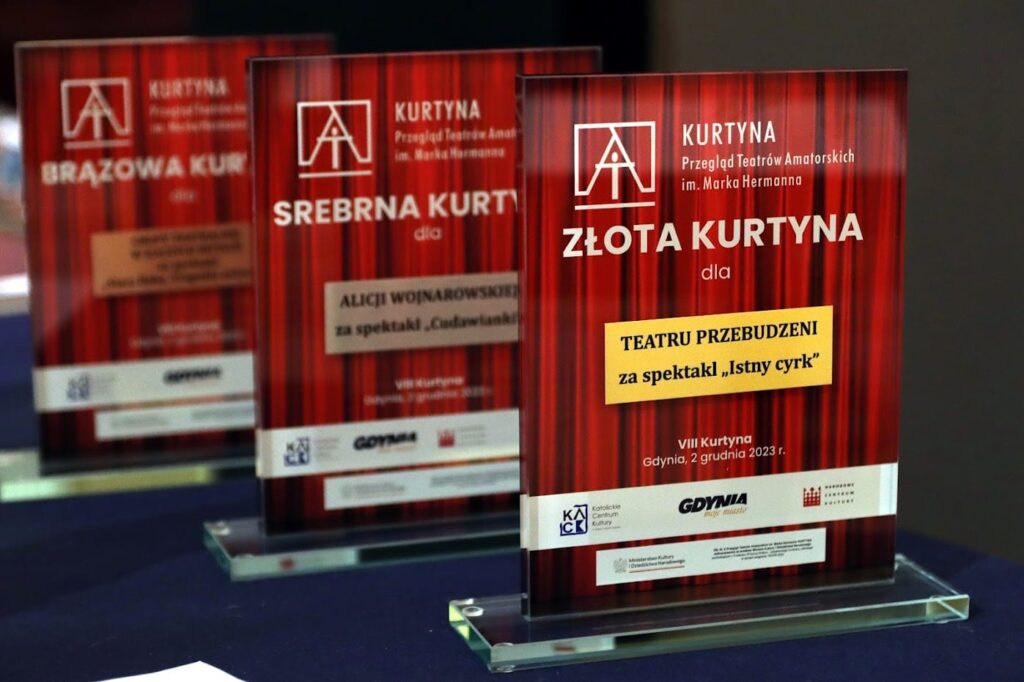 TEATR PRZEBUDZENI Z KOLEJNYMI NAGRODAMI! 3 Teatr Przebudzeni 17