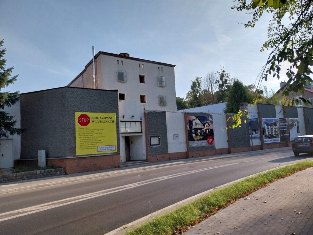 To ostatnie zdjęcia z tego terenu. Wiemy co stanie się z budynkiem przy ulicy Olsztyńskiej 21 areszt sledczy czolo