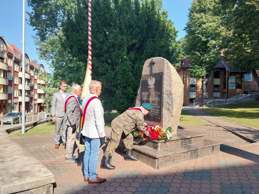 Kombatanci pamiętali. Była też delegacja z ratusza. Dziś wspominamy Sybiraków 2 Dzien Sybiraka 1
