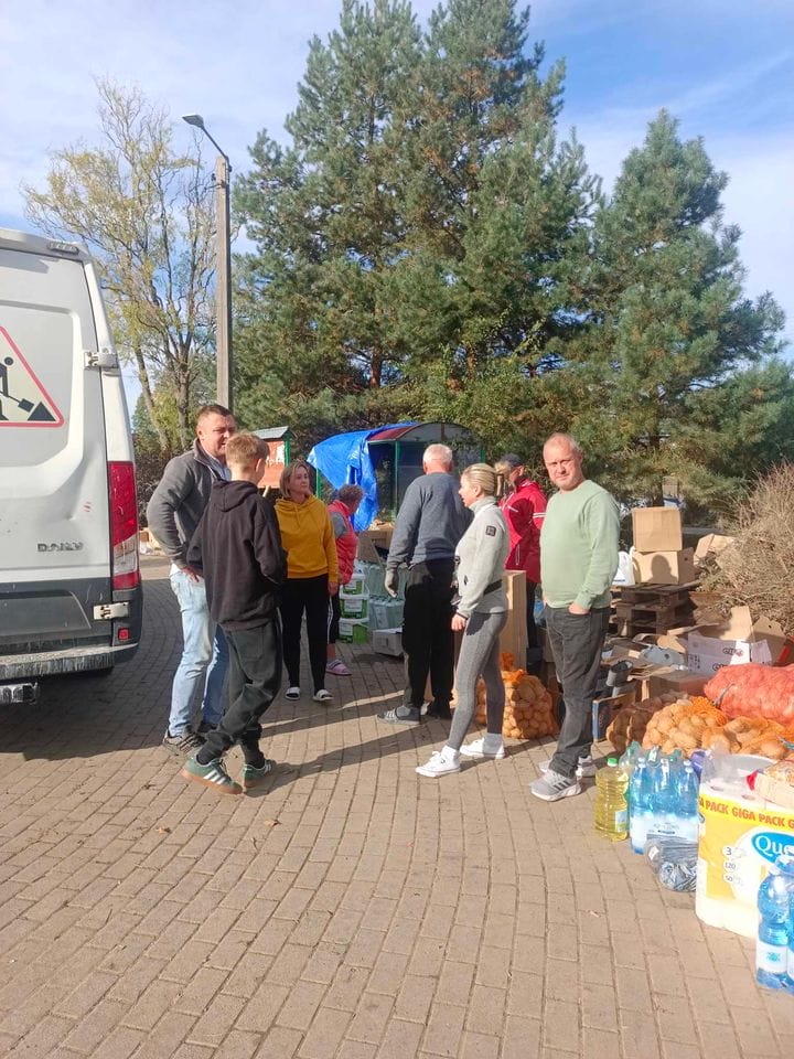 Z Brzydowa do Wronowa – Sadowski w akcji, wsparcie dla powodzian 5 Wronow 2