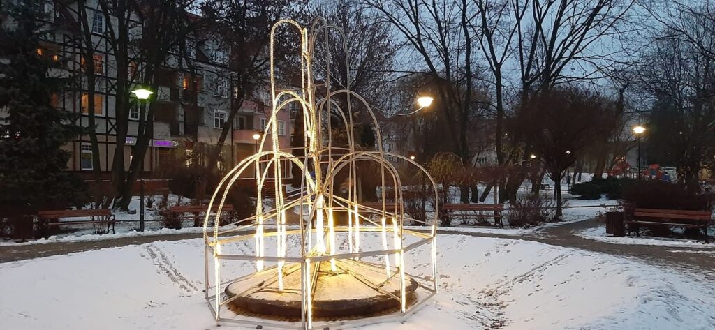 Miasto idzie na zakupy. Ostróda będzie jeszcze piękniejsza! 2 Fontannta Park Czarnieckiego