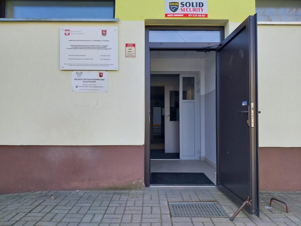 Pobrano próbki powietrza. Burmistrz Dąbrowski: Hala MOS do wyburzenia 3 Hala Mos Czolo