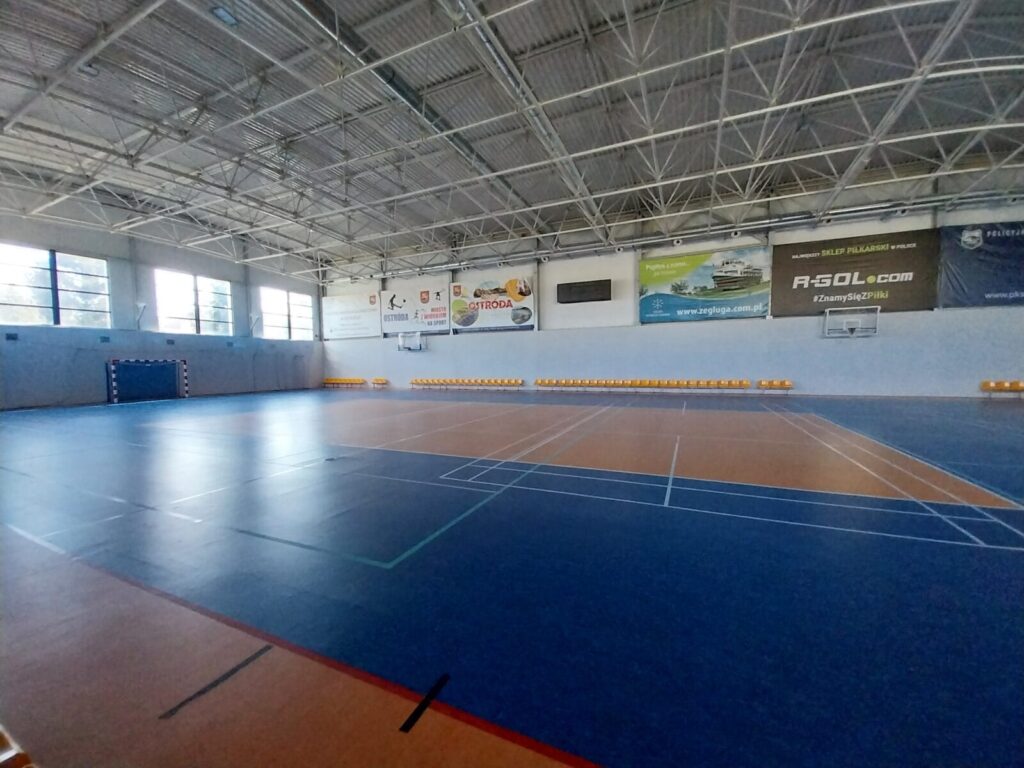 Ostróda: Naukowcy pojawią się na MOSie. Będą badać skład powietrza w hali sportowej przy ulicy Piłsudskiego 3 Hala Mos Wnetrze