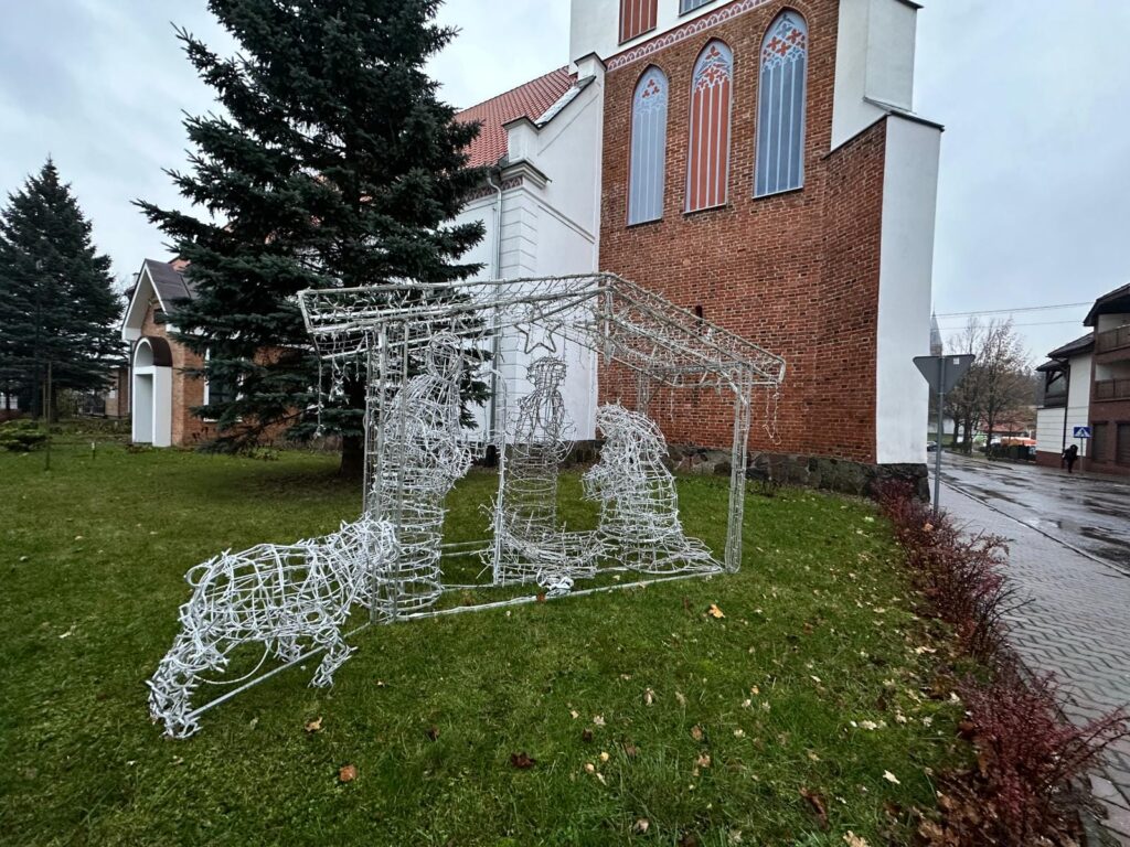 Niezła szopka... ksiądz Wiśniowiecki nie chce świętej rodziny pod swoim kościołem! 2 Zdjecie Whatsapp 2024 11 28 O 08.51.21 0E32D551