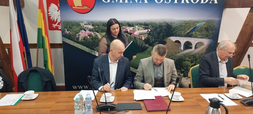 Zapłacimy więcej za odbiór śmieci. Solidarność zwyciężyła nad głosami Ostródy 2 Podwyzka Smieci Fijas