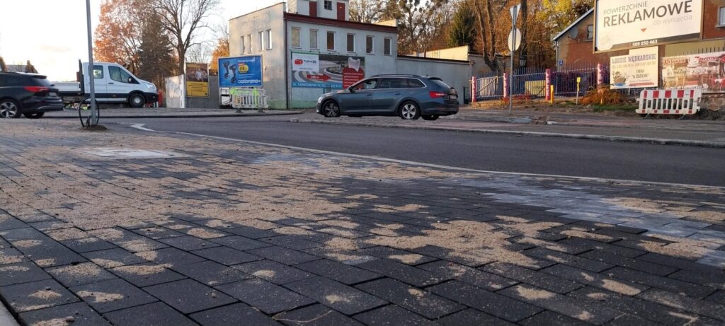 Światła wróciły na budowę ronda przy Netto, ale tylko na kilka dni – wykonawca już na ostatniej prostej 2 Rondo Koniec Temrin