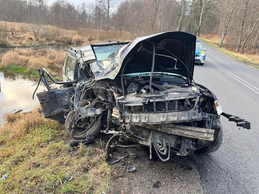 Groźny wypadek na drodze w gminie Miłakowo: Apel o ostrożność 13 FB IMG 1734701951561
