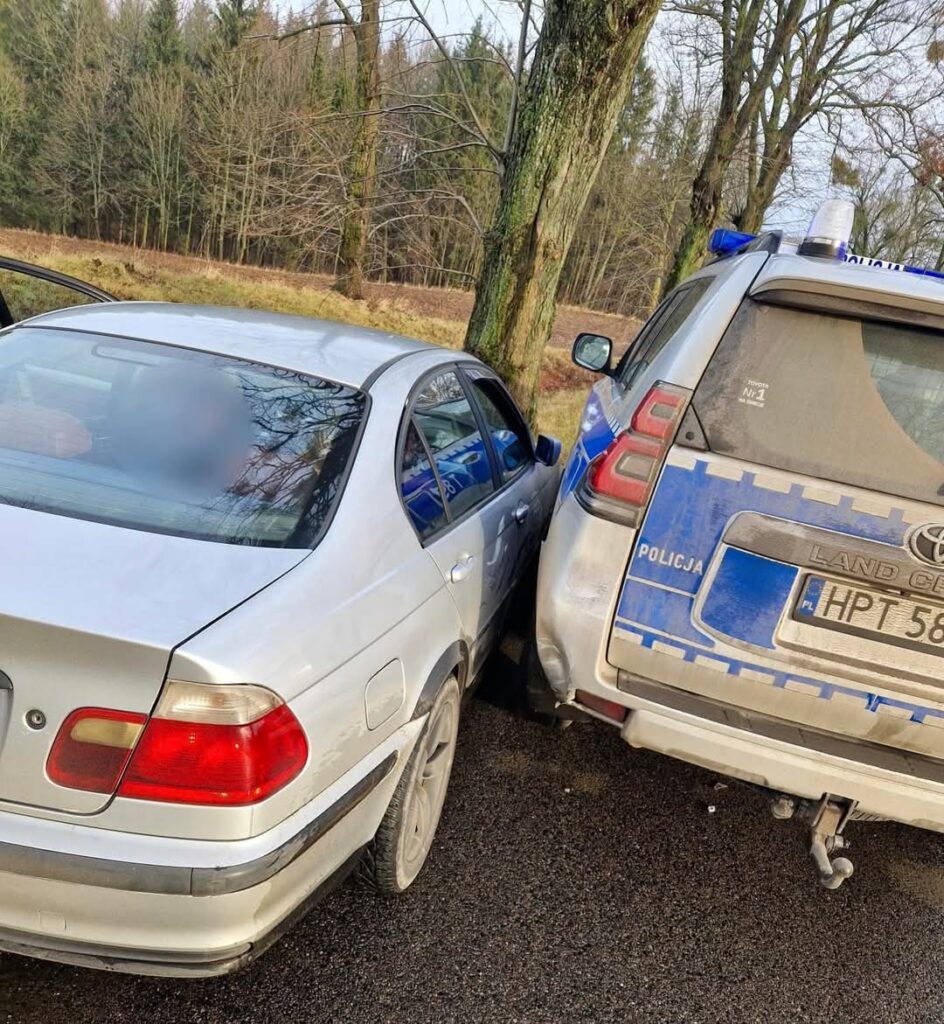 Policyjny pościg w Miłakowie: 24-latek za kierownicą BMW próbował wymknąć się sprawiedliwości 14 FB IMG 1735493329865