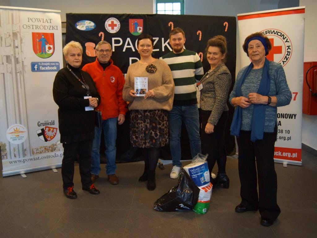 Paczka Dla Potrzebujacych W Powiecie Ostrodzkim 8