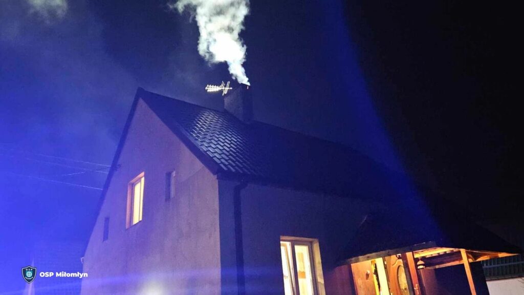 Pożar sadzy w przewodzie kominowym na ul. Długiej w Liwie 3 474150810 1042554041232690 3883082096282124174 N