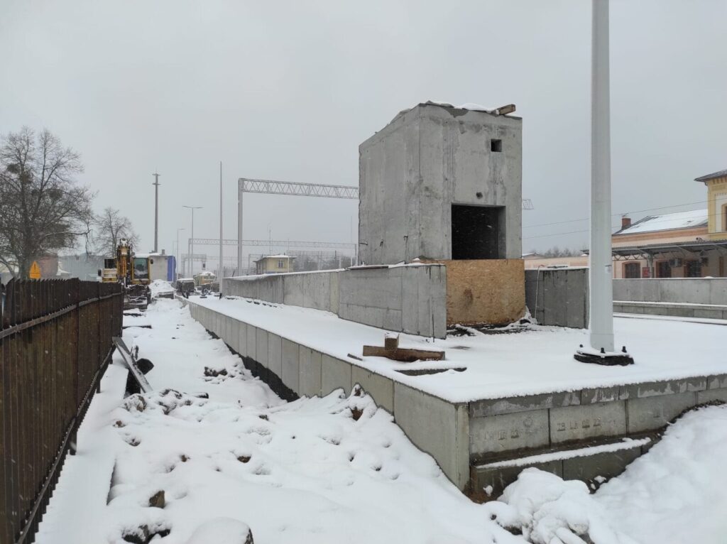 Remont stacji kolejowej w Ostródzie – co już zrobiono i kiedy finał prac? 6 Dworzec Stacja Kolej Pkp Ostroda Zima 11 01 2025 2