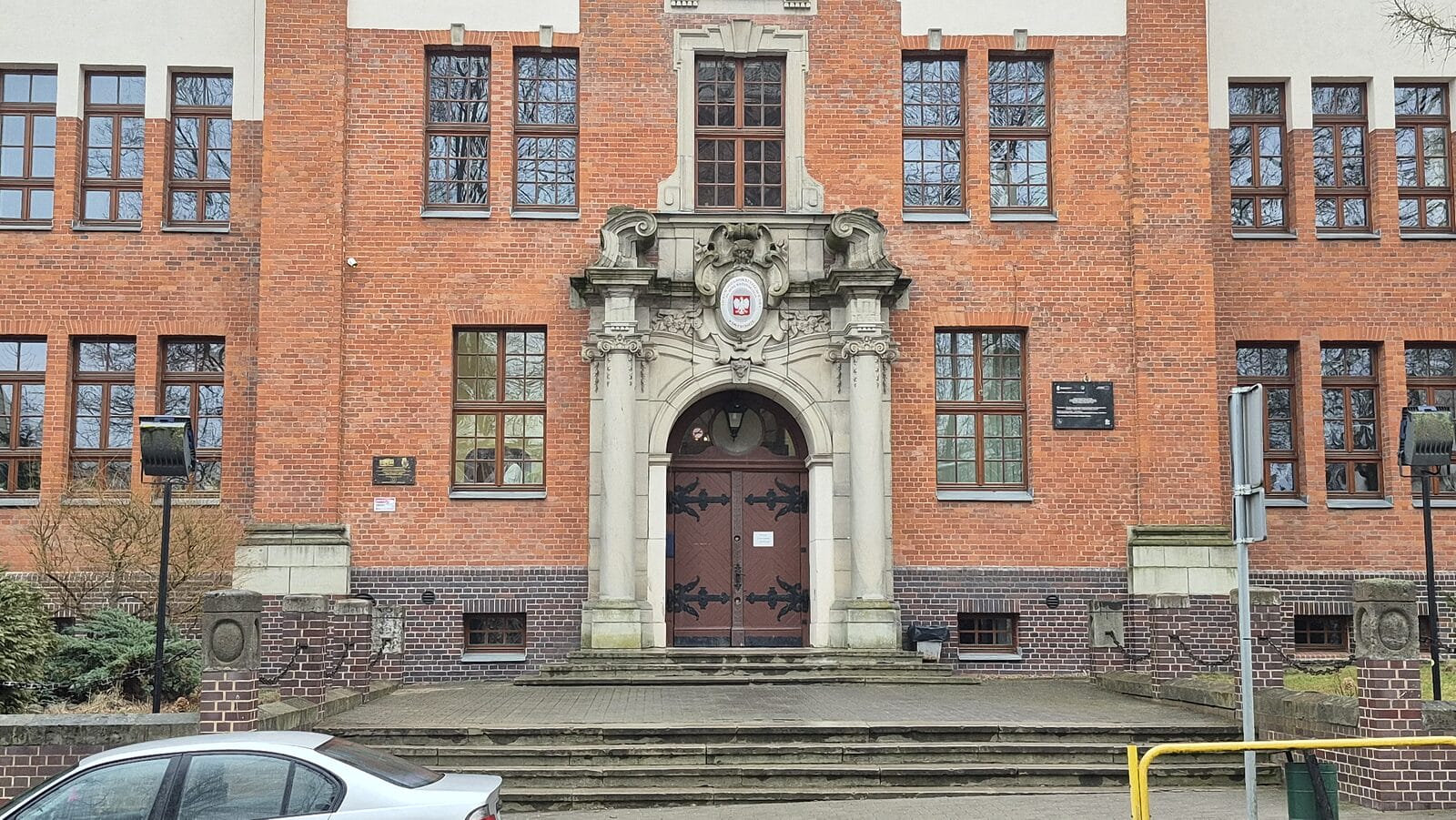Maturzysto! Masz jeszcze czas na wybór przedmiotów maturalnych. 7 lutego upływa ważny termin 1 Liceum Bazynskiego 2